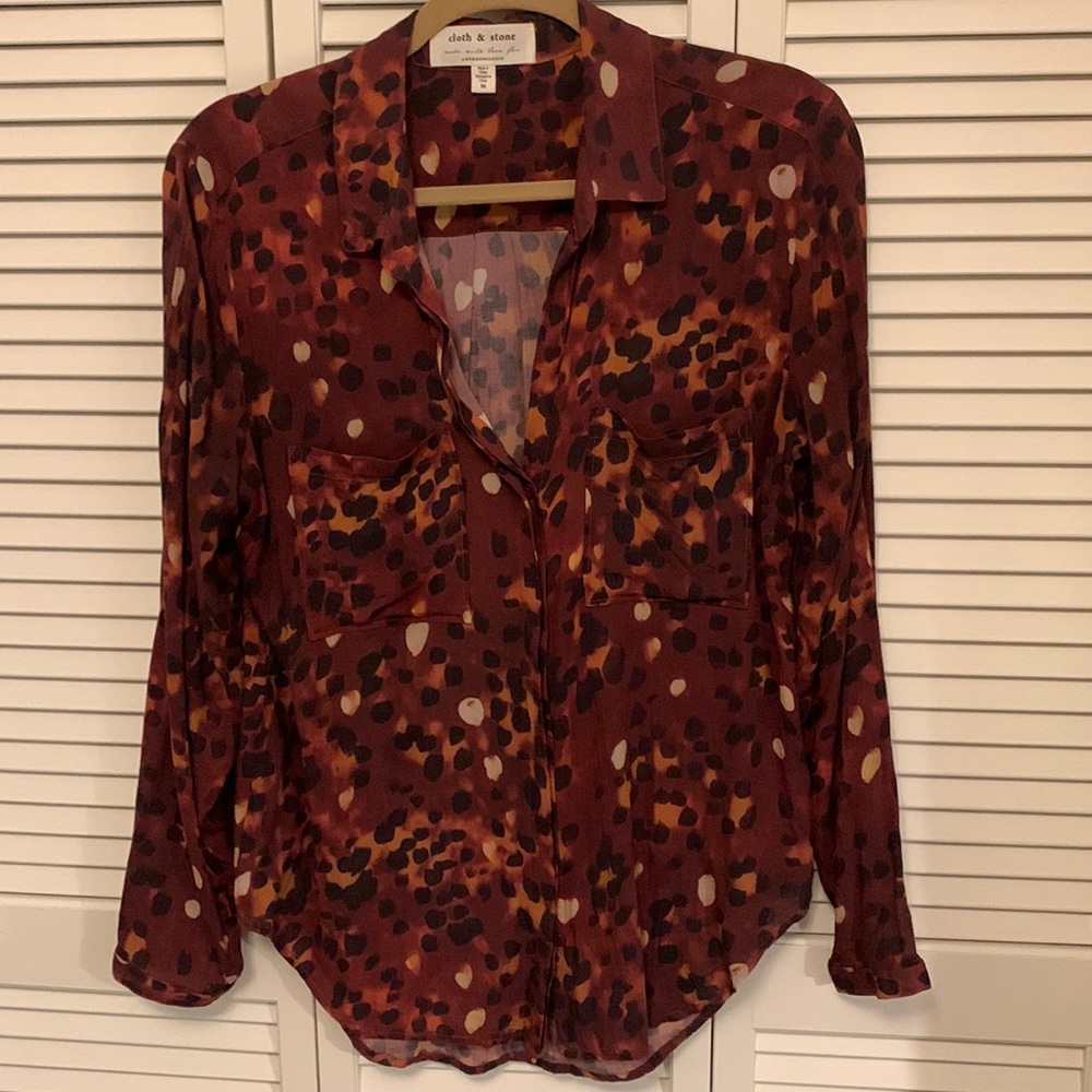 Button down long sleeve blouse in rayon from Cloth & Stone, size Medium